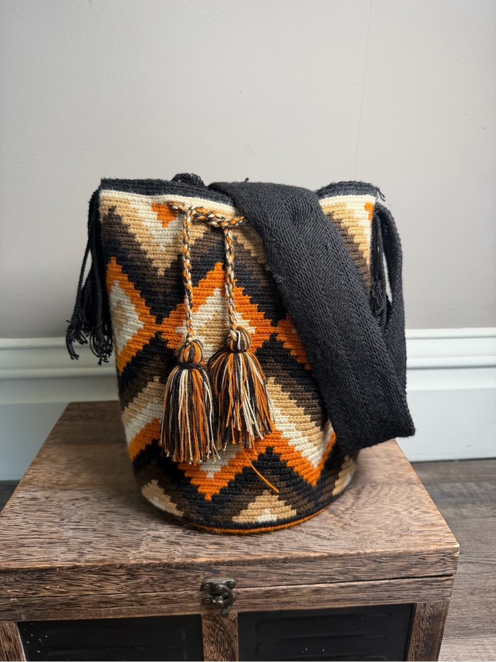 Authentic Wayuu Mochila Handmade Colombia Bucket Bag Orange and Black